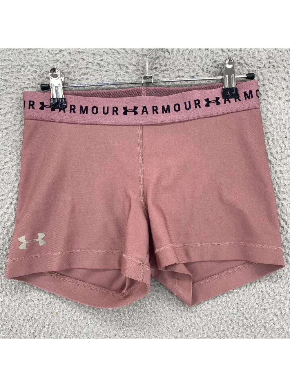 Under Armour Shorts Womens Medium Mauve Heatgear Slim Compression Knit Stretch